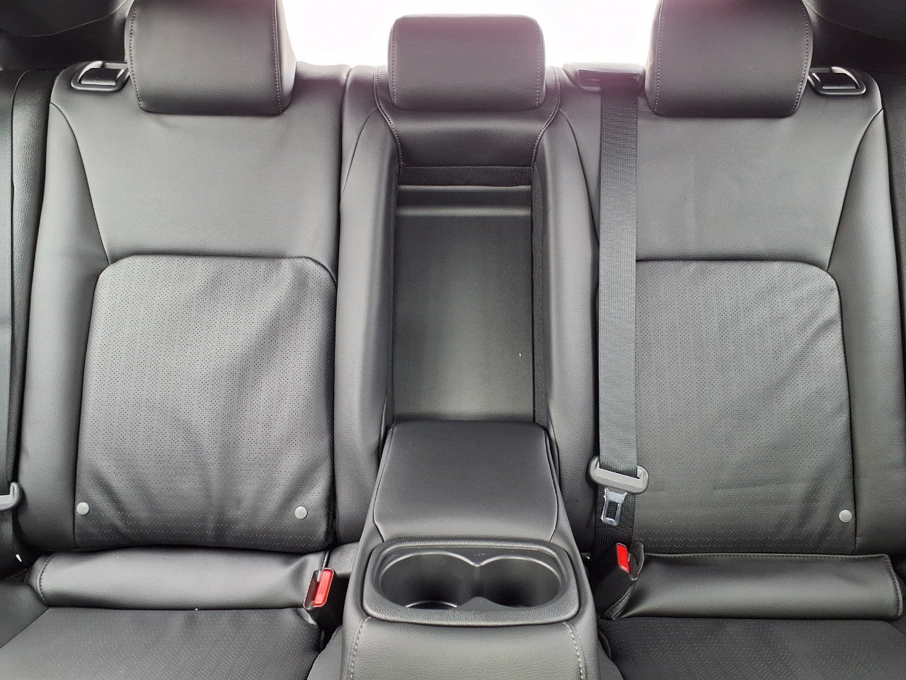 2026 Honda Civic Hatchback Hybrid Sport Touring CVT