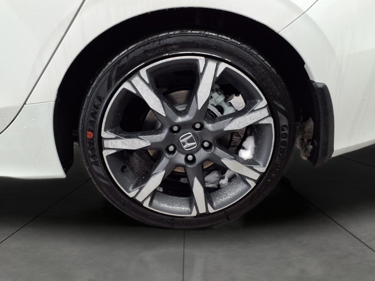 2026 Honda Civic Hatchback Hybrid Sport Touring CVT