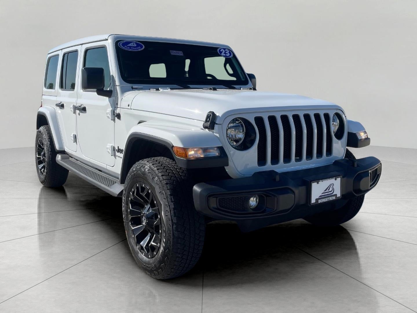 2023 Jeep Wrangler Sahara Altitude's photo