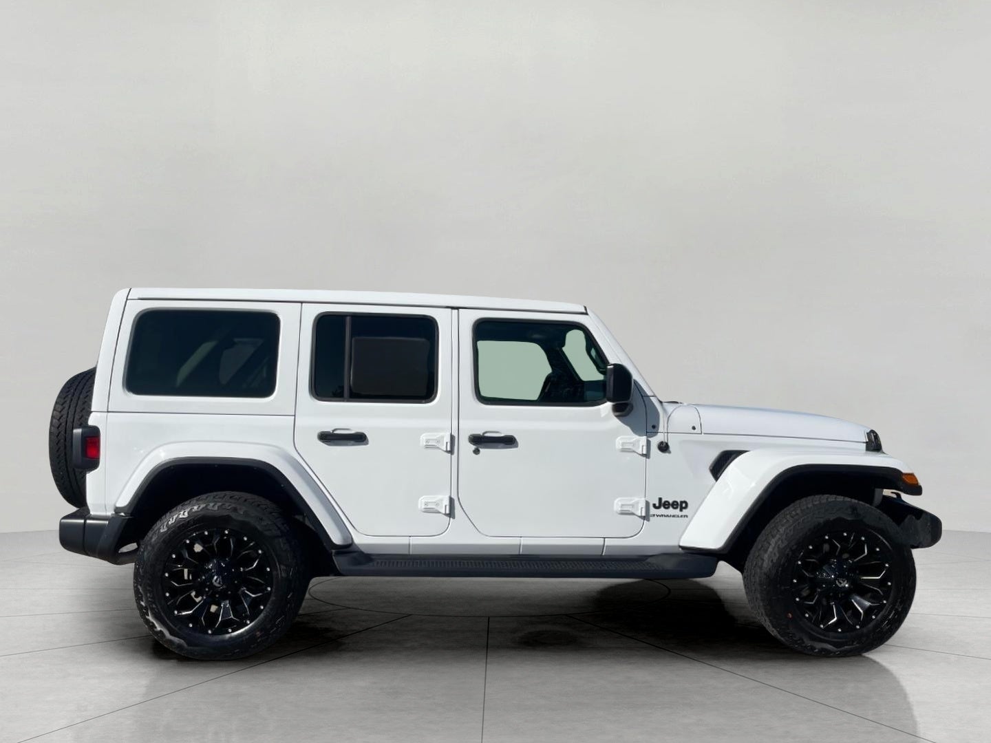 2023 Jeep Wrangler Sahara Altitude 4 Door 4x4