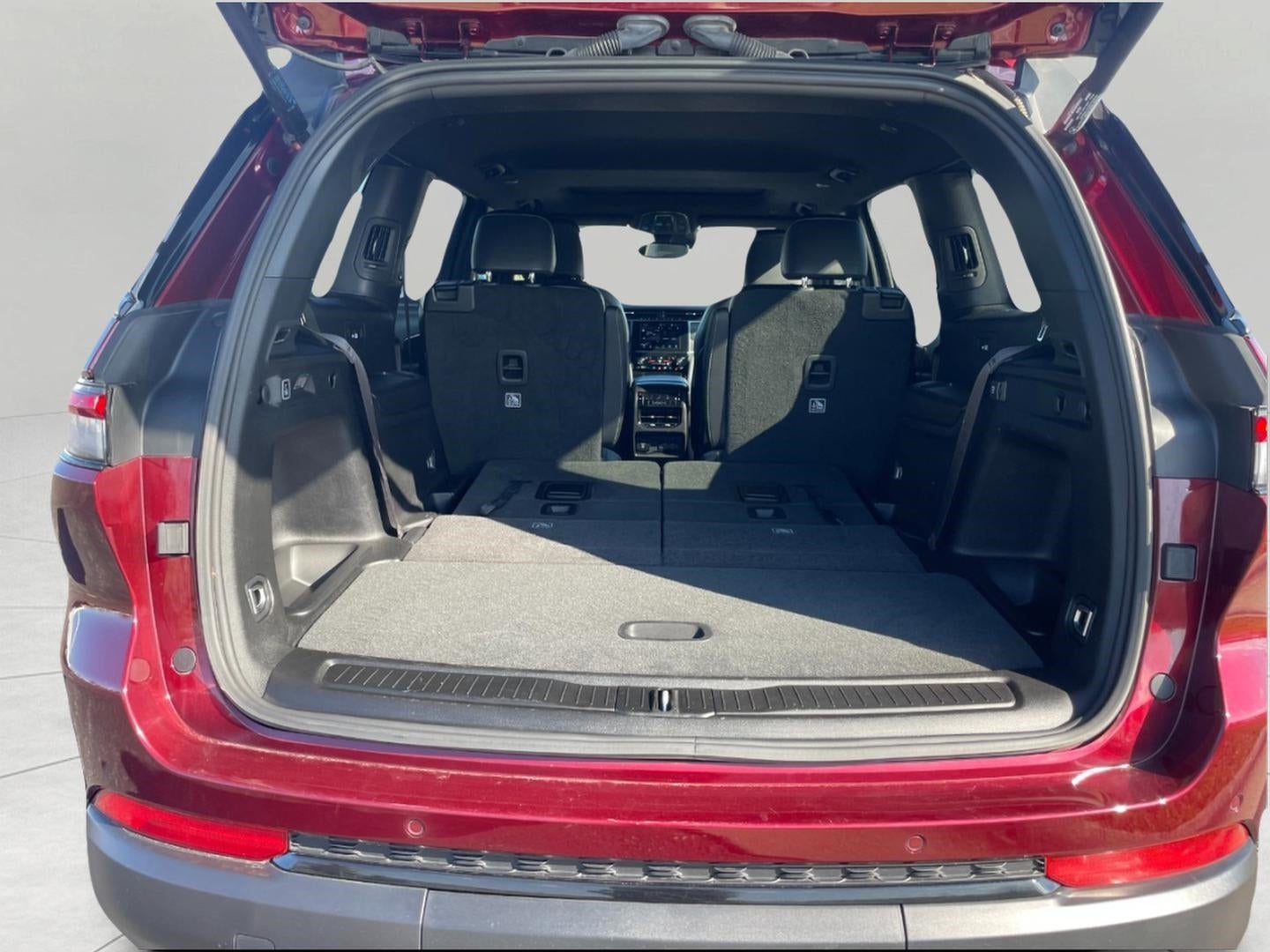 2023 Jeep GRAND CHEROKEE L SPORT UTILITY