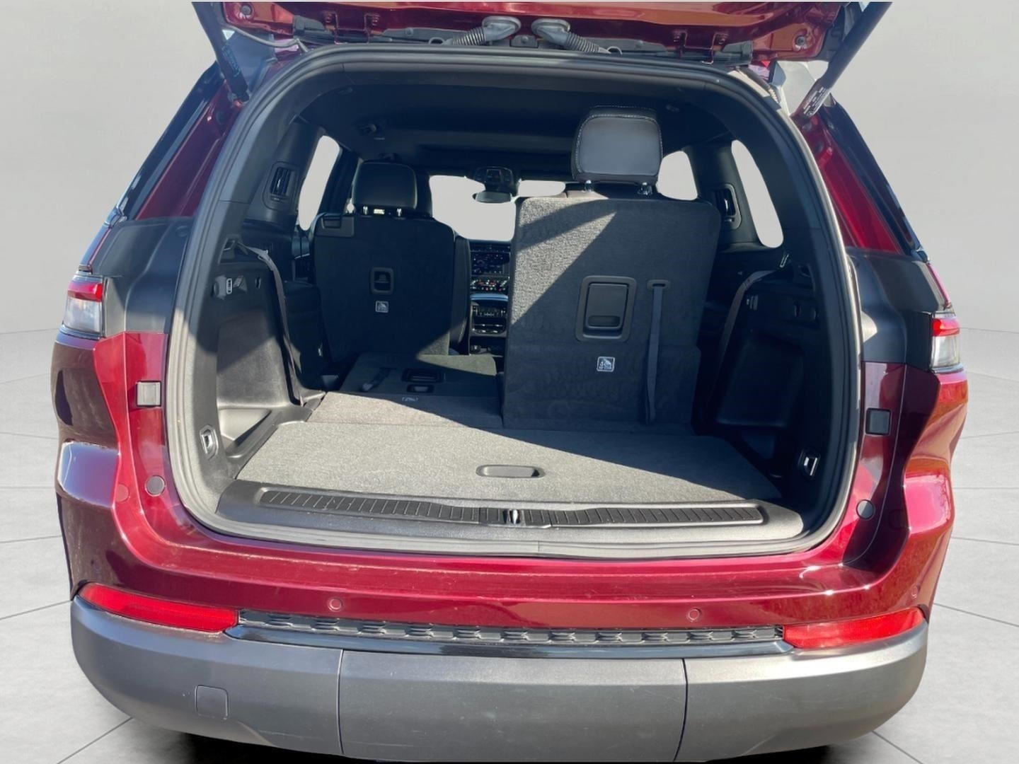2023 Jeep Grand Cherokee L Altitude X 4x4