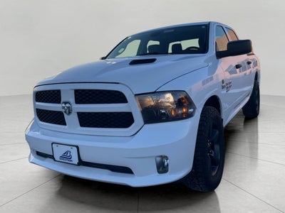 2022 RAM 1500 CLASSIC CREW CAB