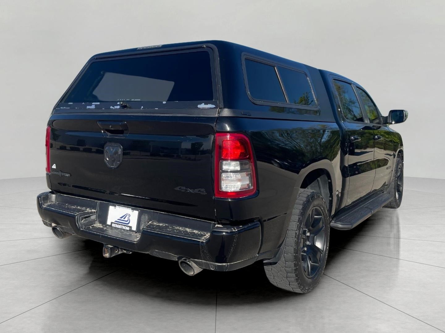 2023 RAM 1500 CREW CAB