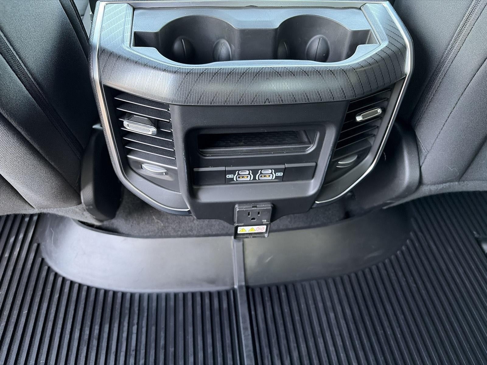 2025 RAM 1500 Big Horn 4x4 Crew Cab 5'7 Box