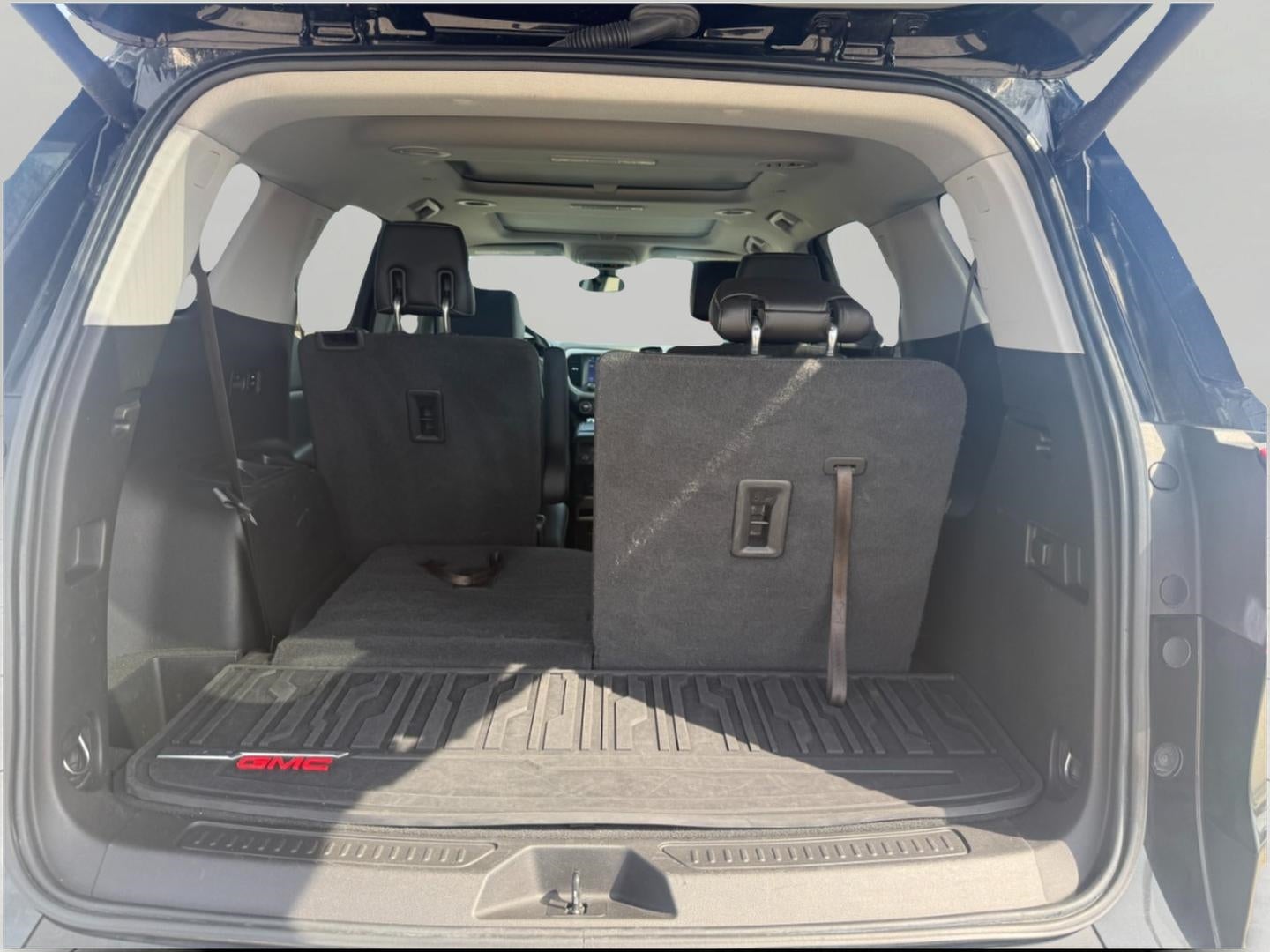 2019 GMC Acadia AWD 4dr SLT w/SLT-1