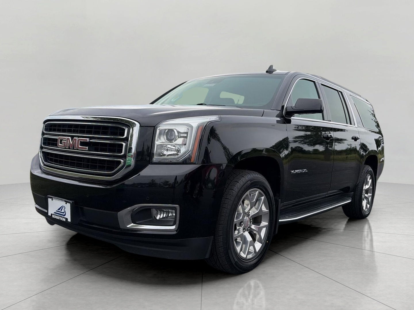 2018 GMC Yukon XL 4WD 4dr SLT