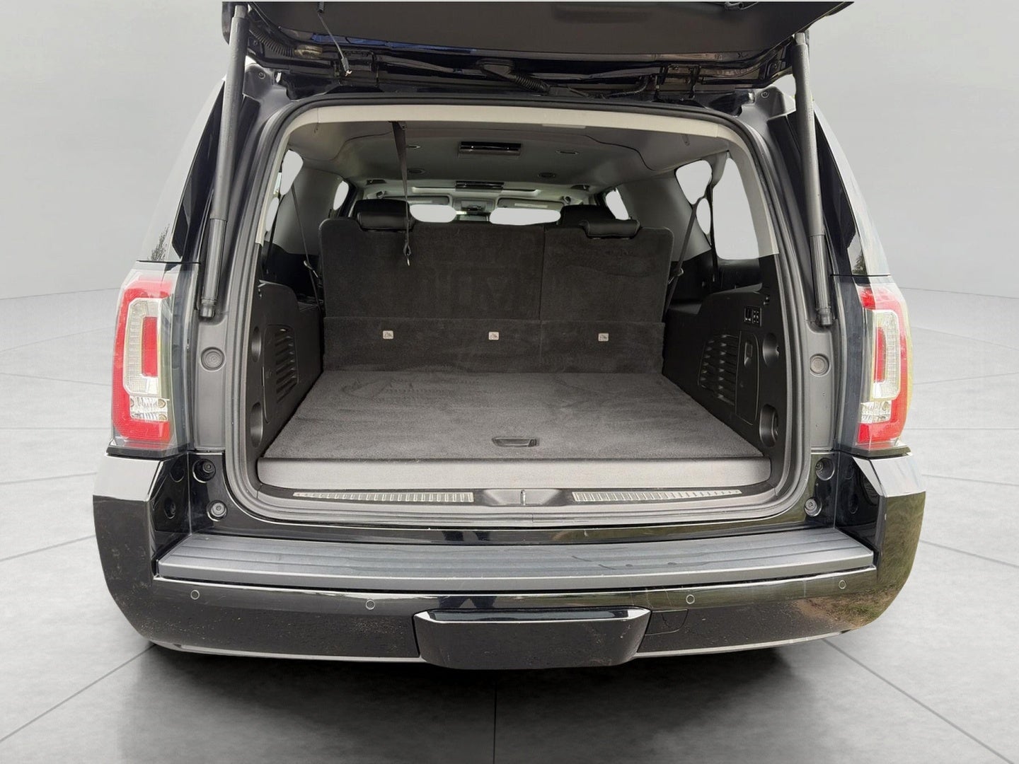 2018 GMC Yukon XL 4WD 4dr SLT