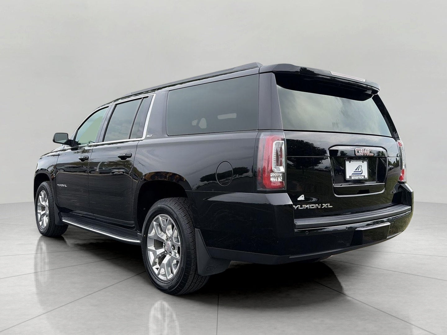 2018 GMC Yukon XL 4WD 4dr SLT