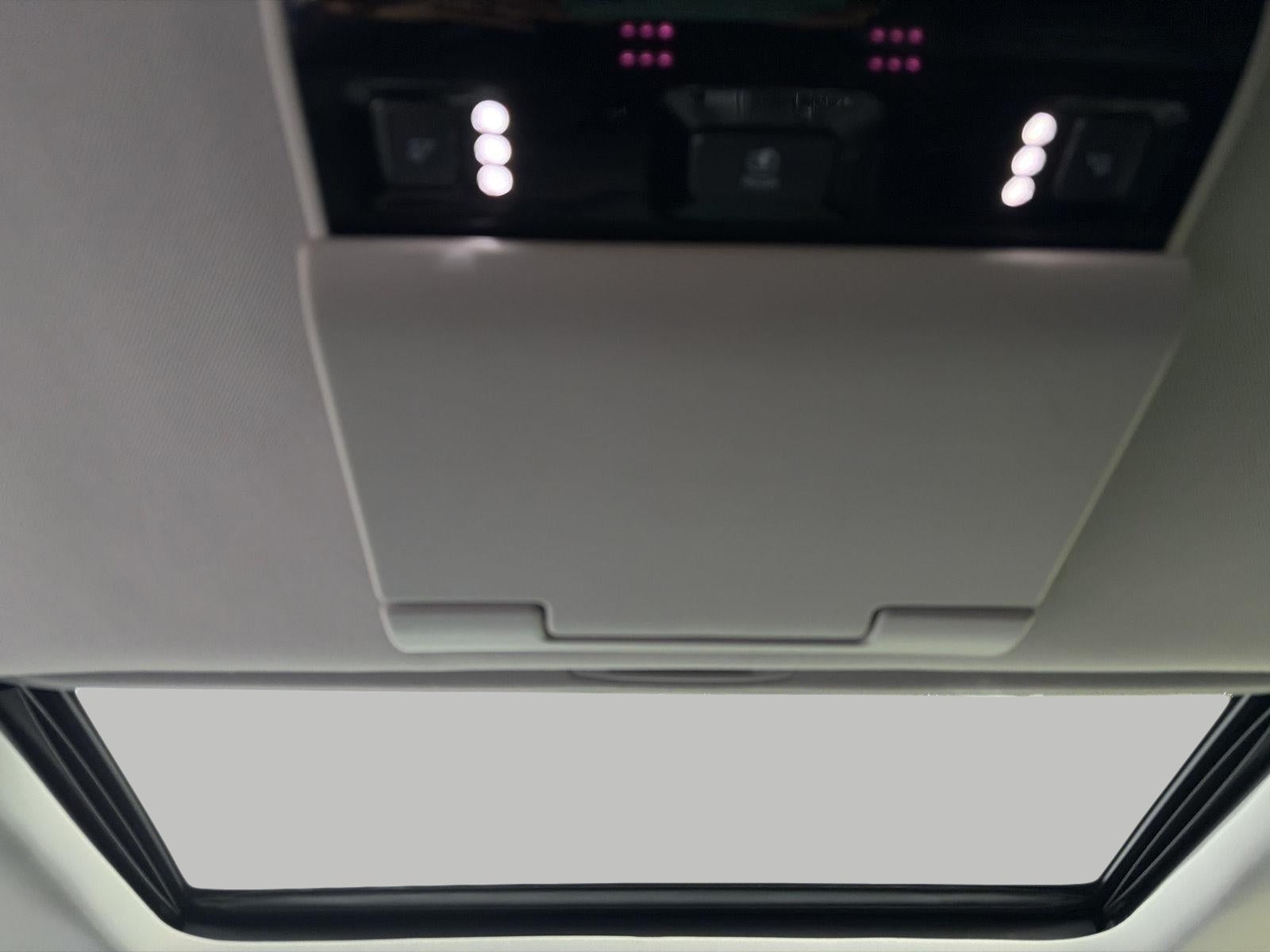 2018 GMC Yukon XL 4WD 4dr SLT