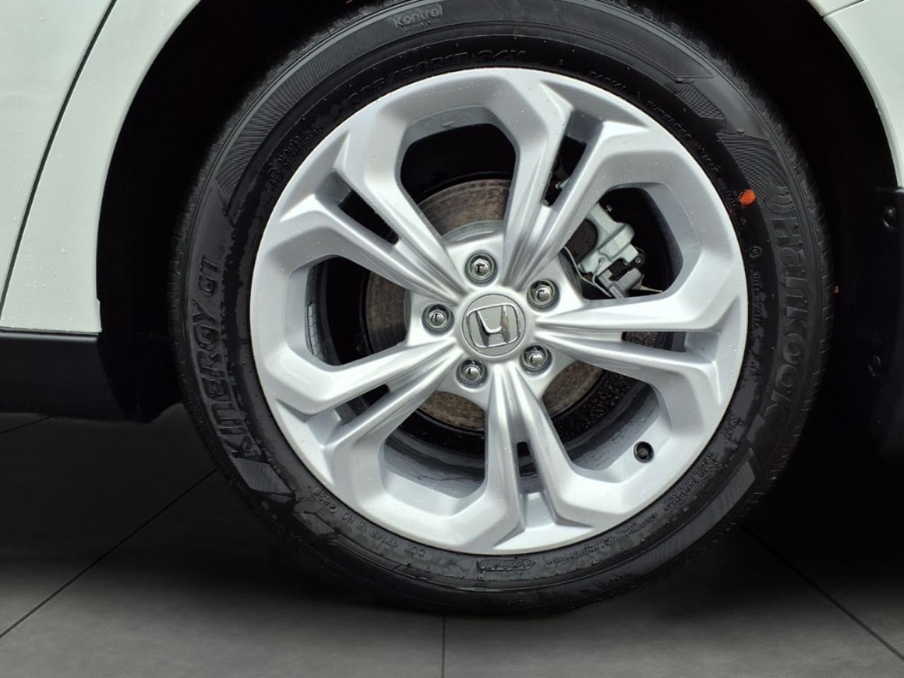 2026 Honda Accord Sedan LX CVT