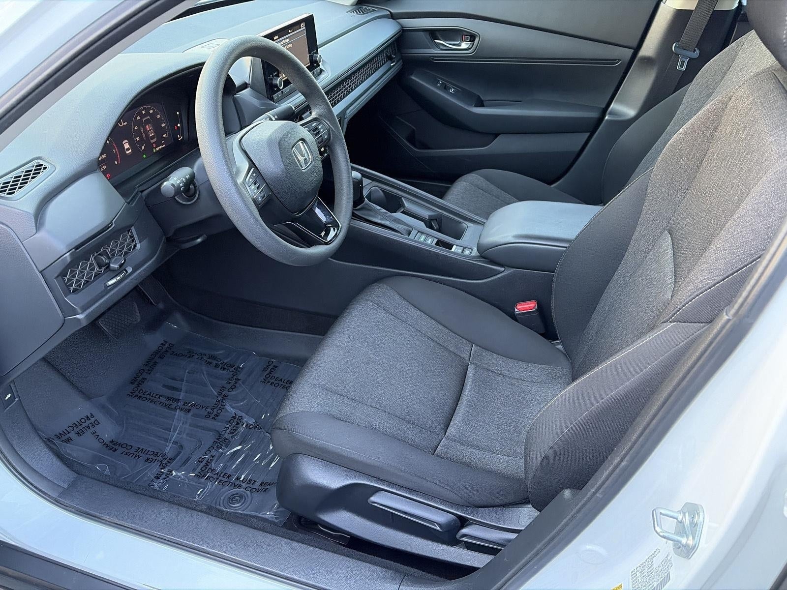 2023 Honda Accord Sedan LX CVT