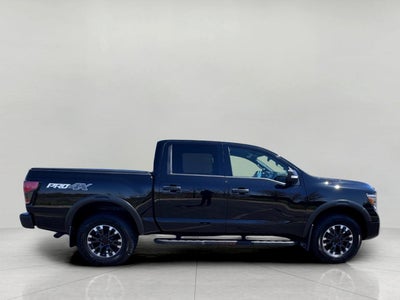 2023 Nissan TITAN CREW CAB