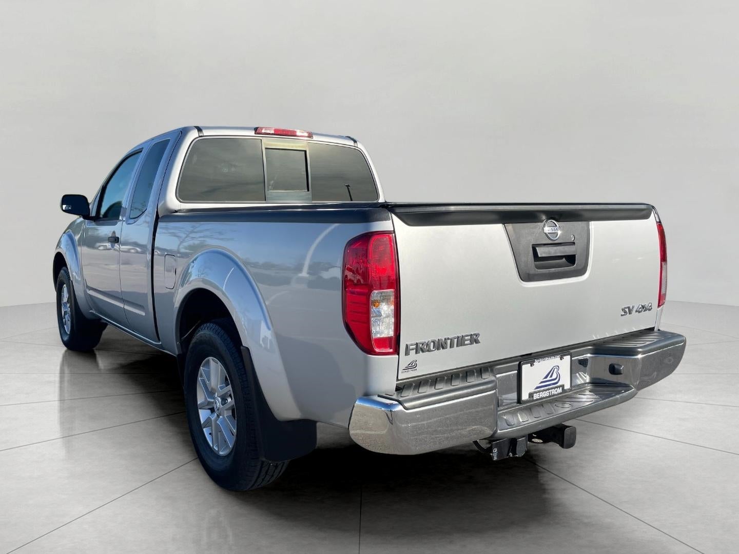 2016 Nissan Frontier 4WD King Cab Auto SV