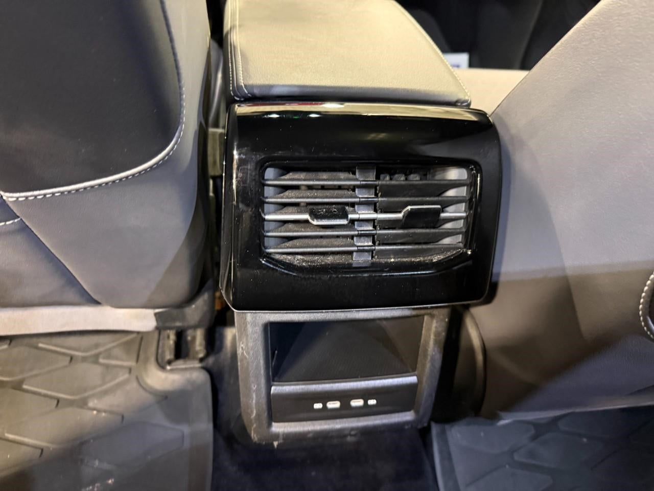 2023 Volkswagen ID.4 Pro S AWD w/SK On Battery