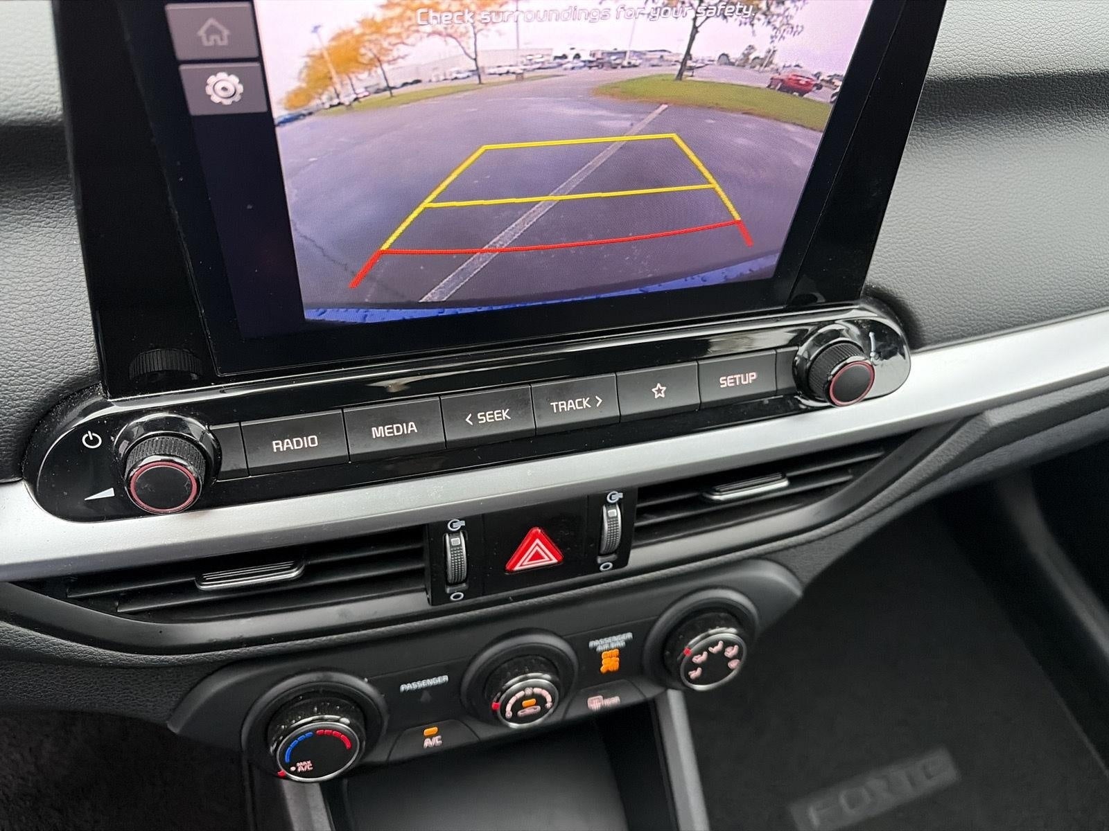 2024 Kia Forte LXS IVT