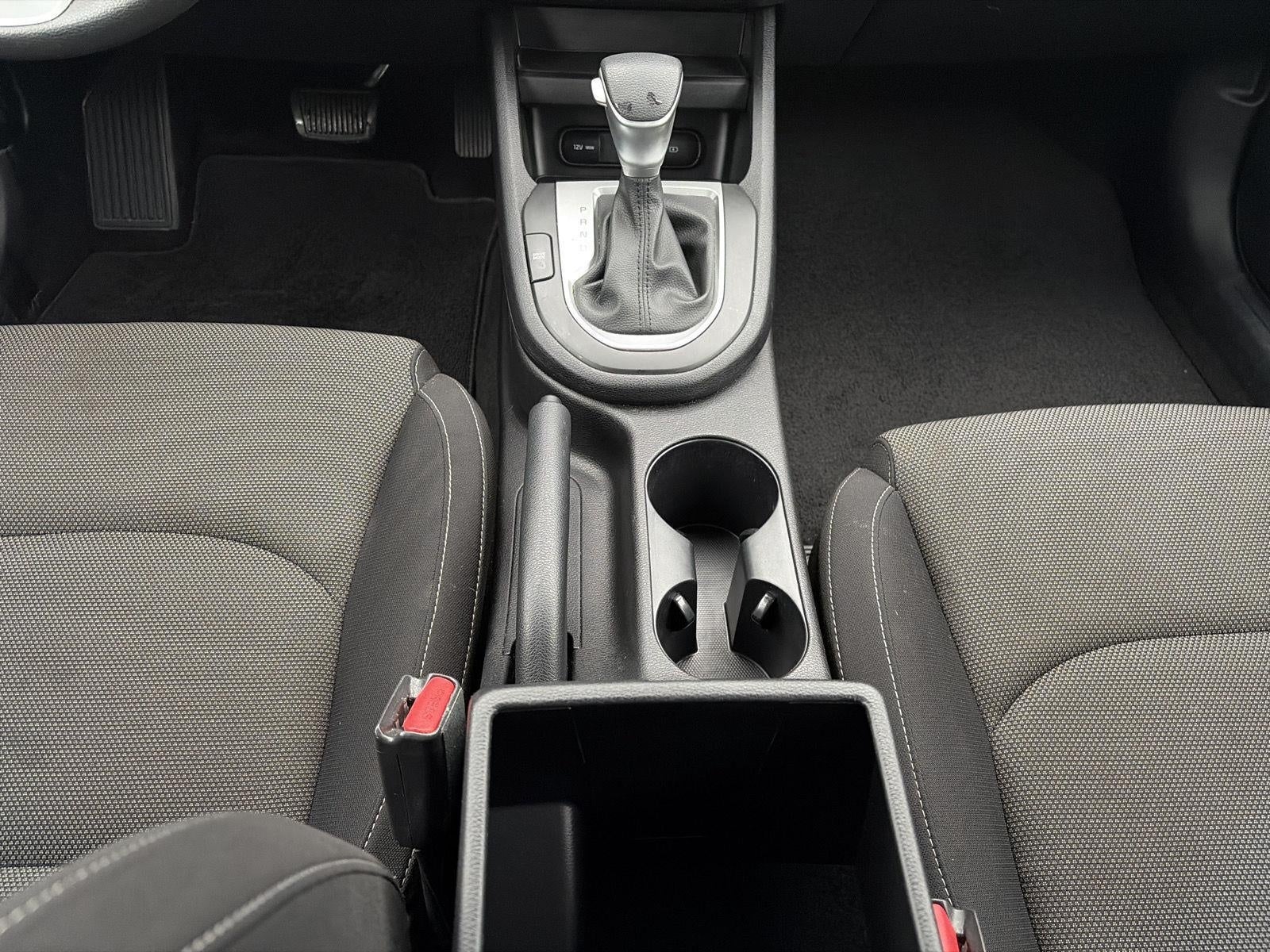 2024 Kia Forte LXS IVT