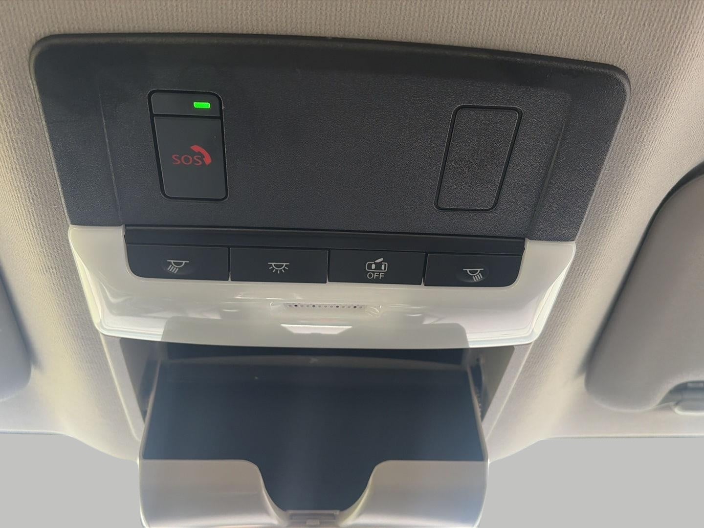 2025 Nissan Sentra SV CVT
