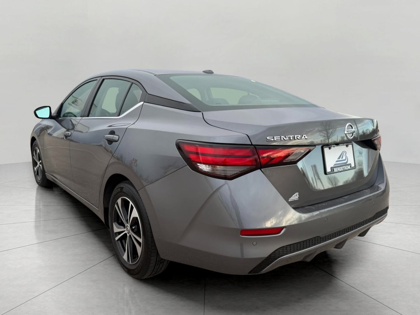 2022 Nissan Sentra SV CVT