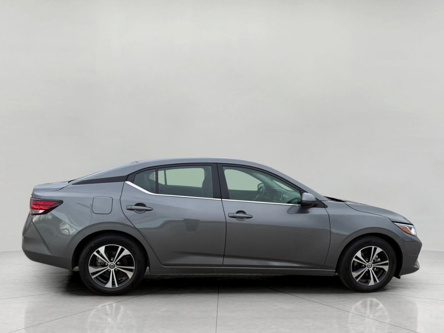 2022 Nissan Sentra SV CVT