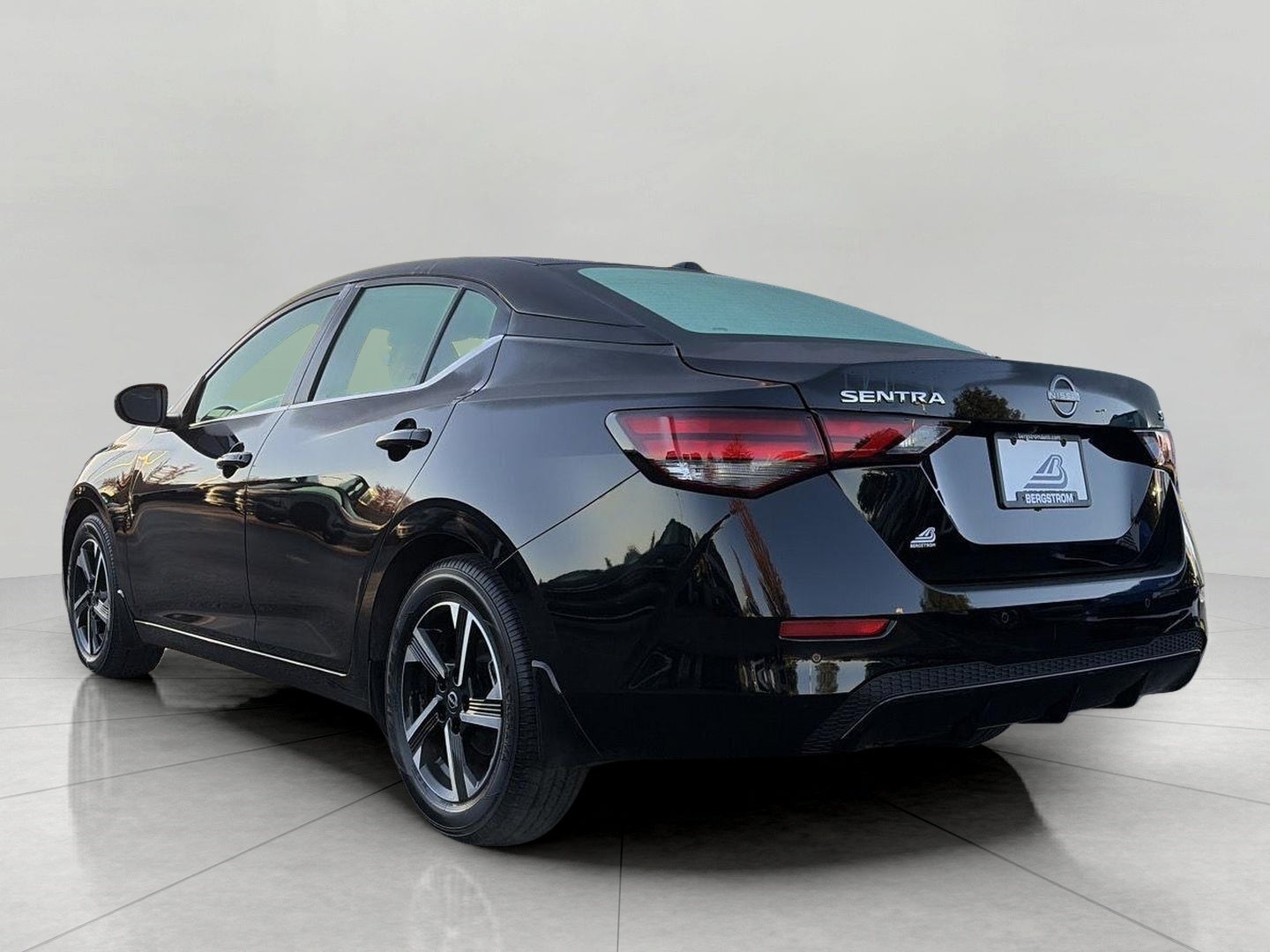 2024 Nissan Sentra SV CVT