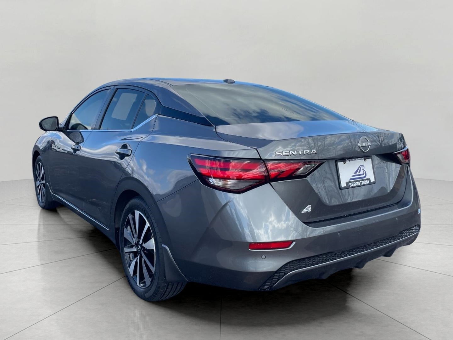 2025 Nissan Sentra SV CVT