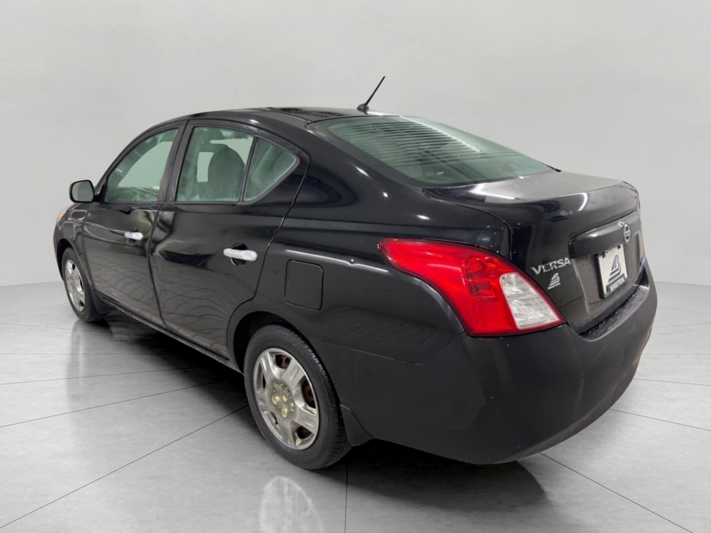 2012 Nissan VERSA SEDAN