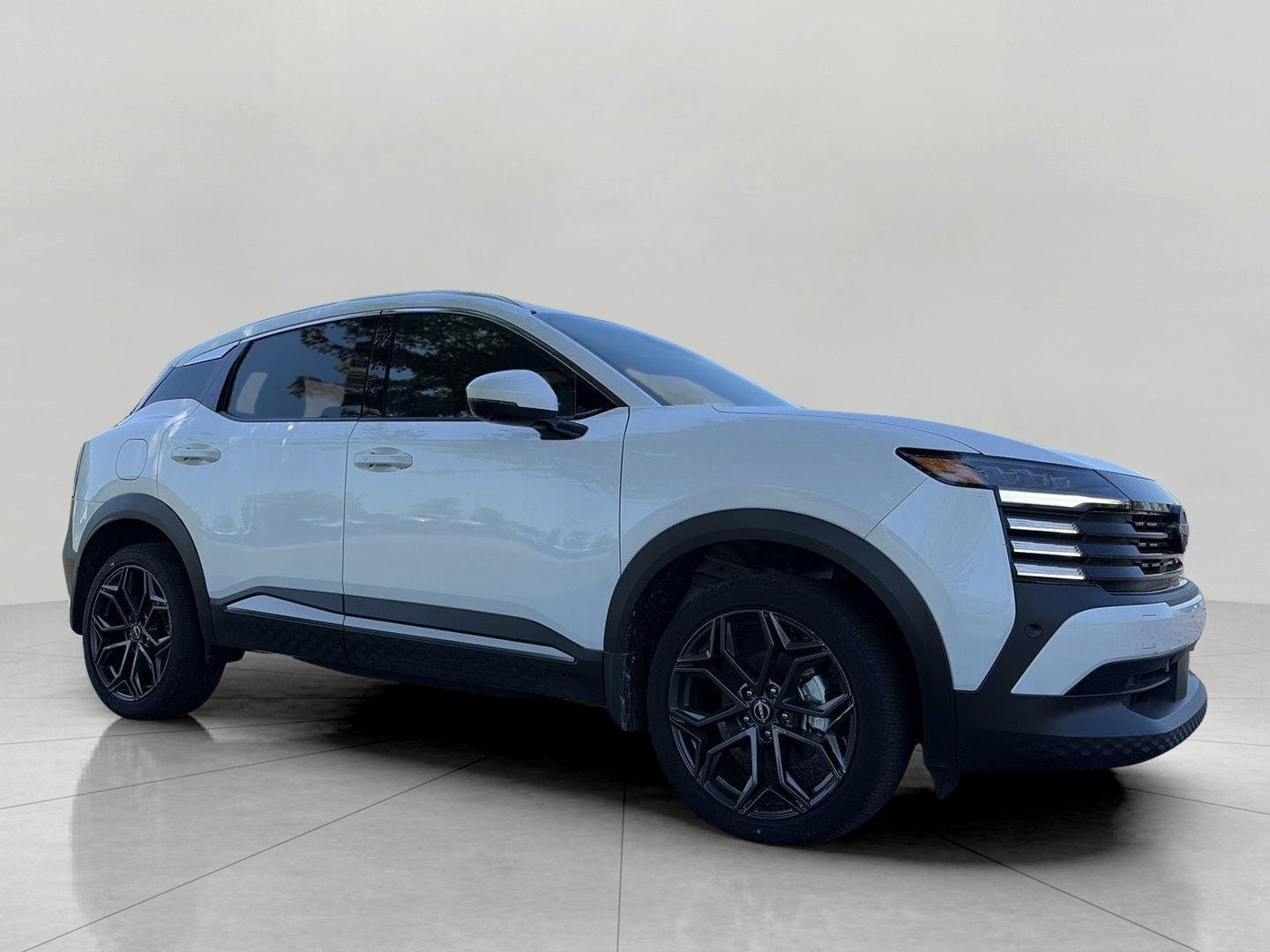 2025 Nissan Kicks SR AWD