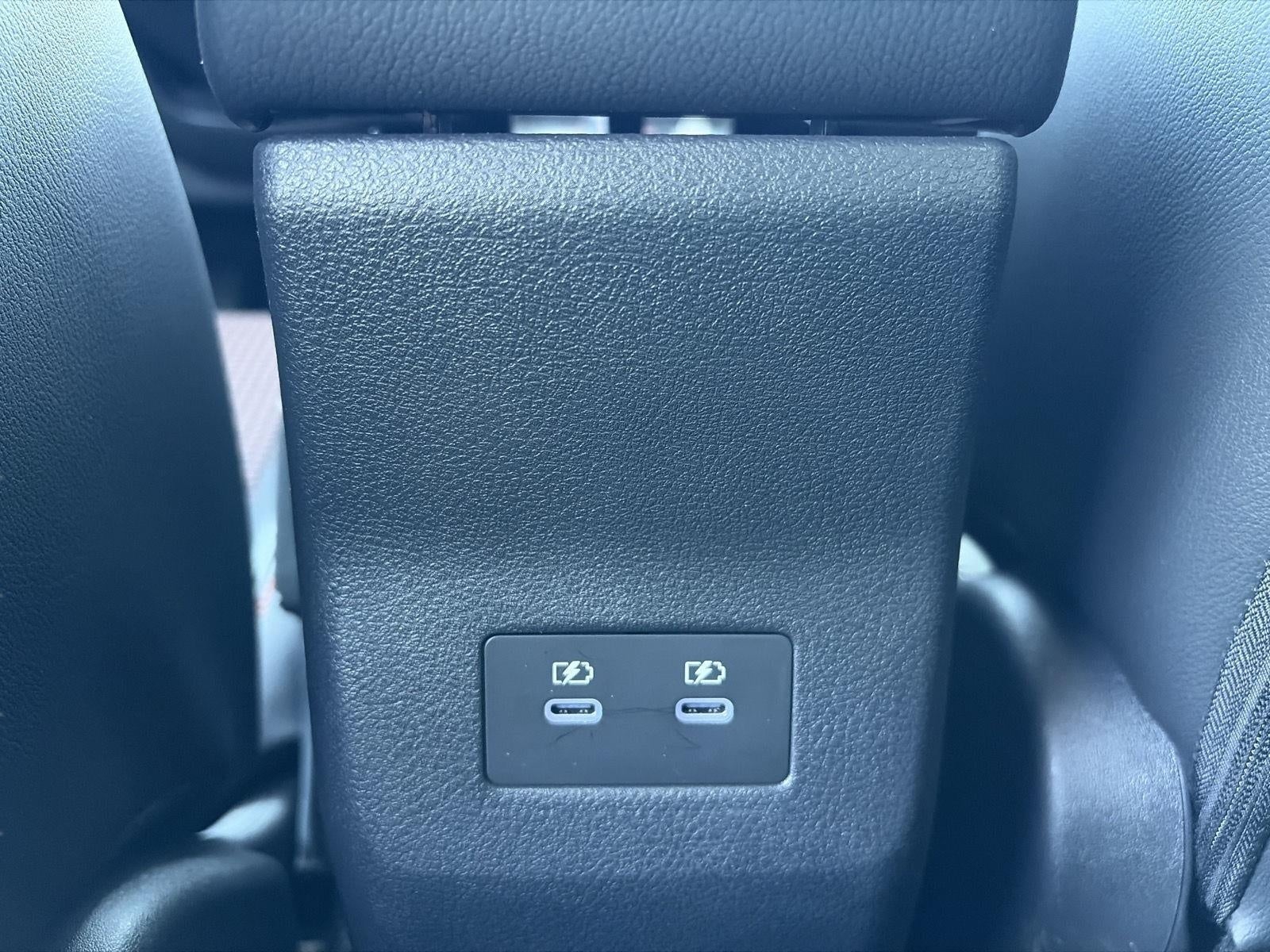 2025 Nissan Kicks SR AWD