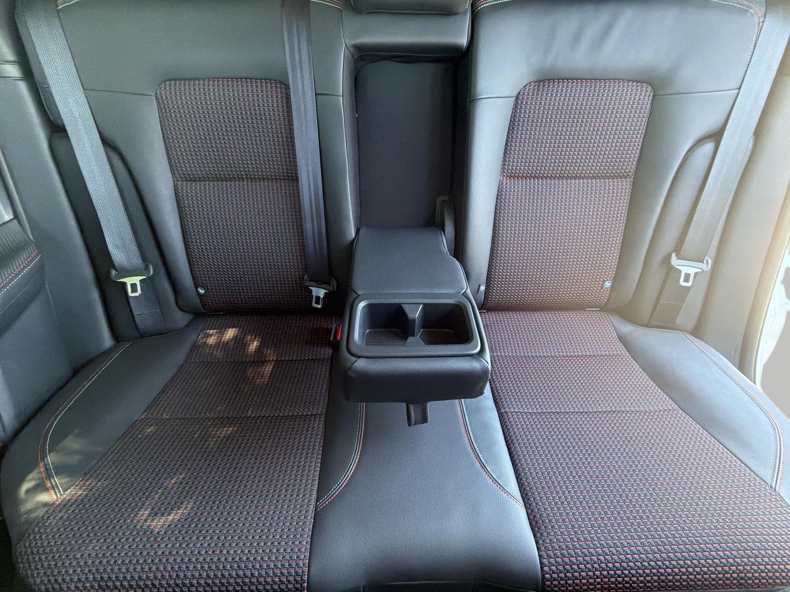 2025 Nissan Kicks SR AWD