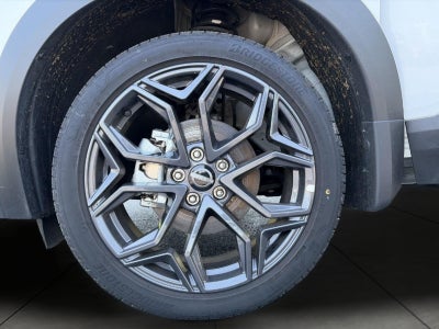 2025 Nissan Kicks SR AWD