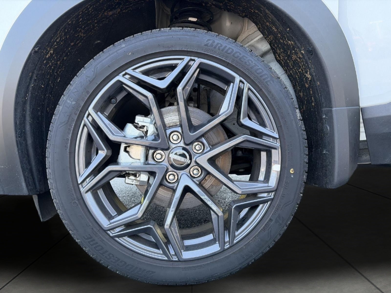2025 Nissan Kicks SR AWD