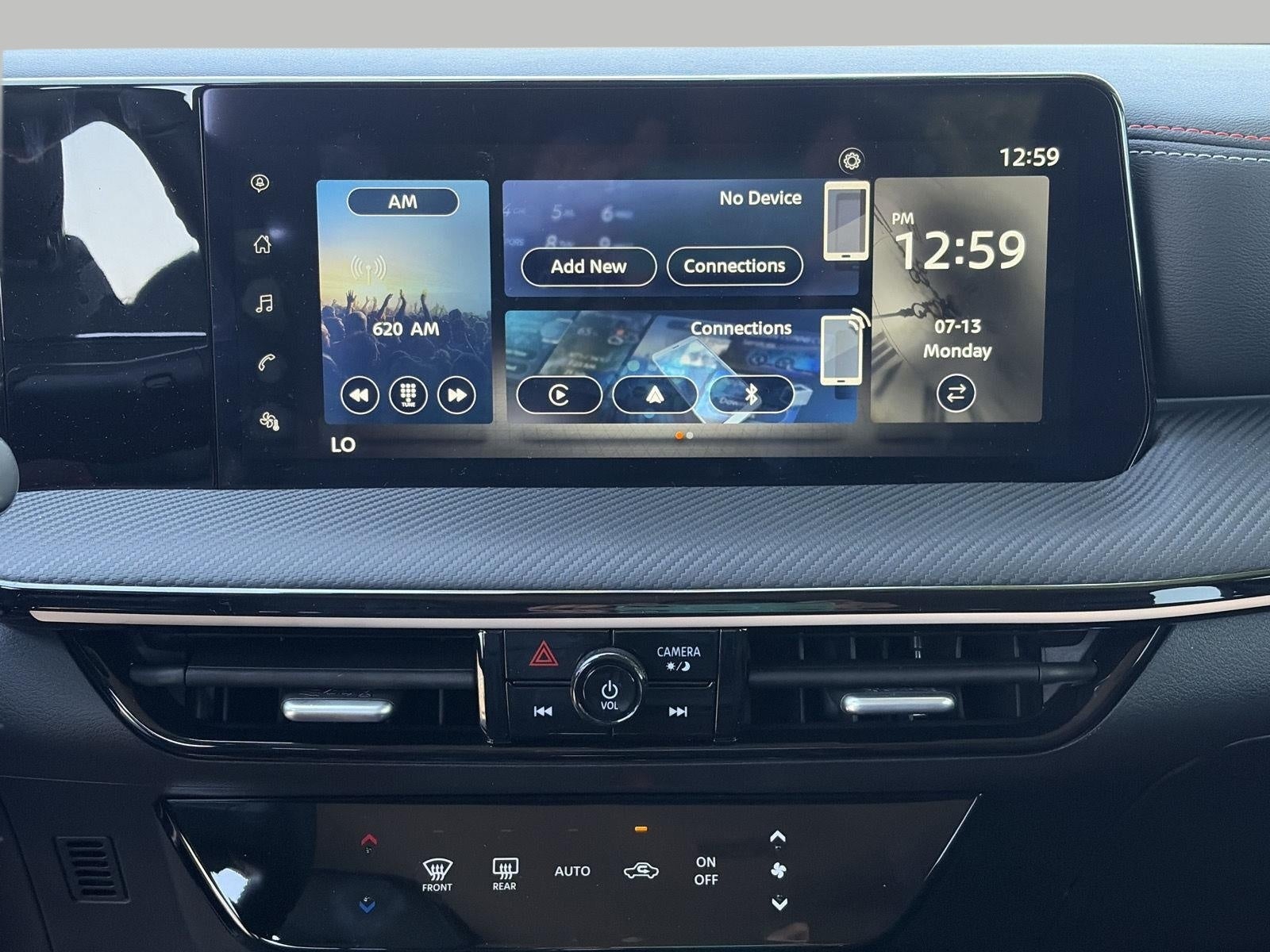 2025 Nissan Kicks SR AWD