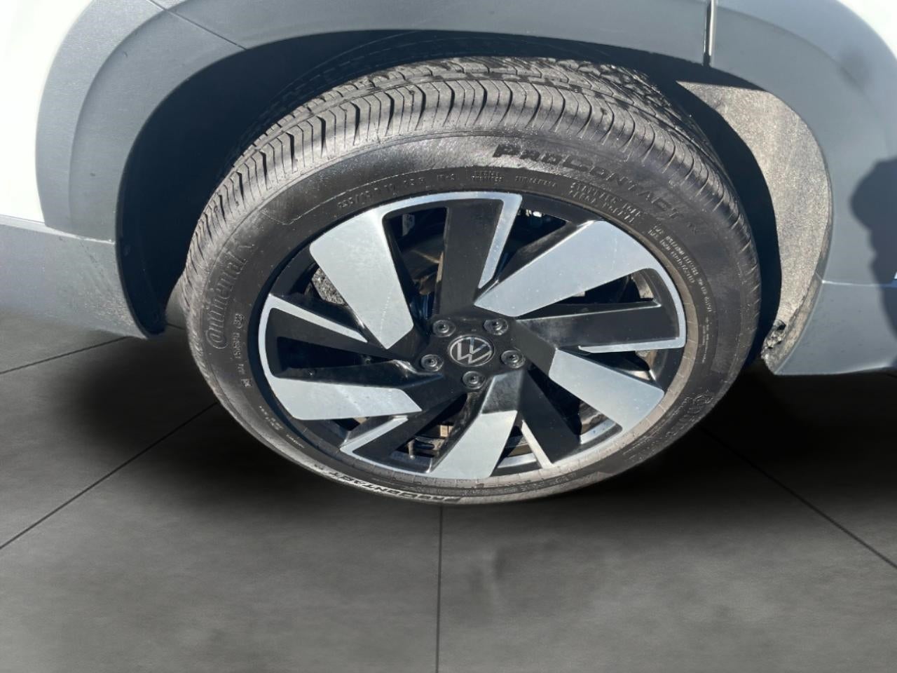 2024 Volkswagen Taos SEL 4MOTION