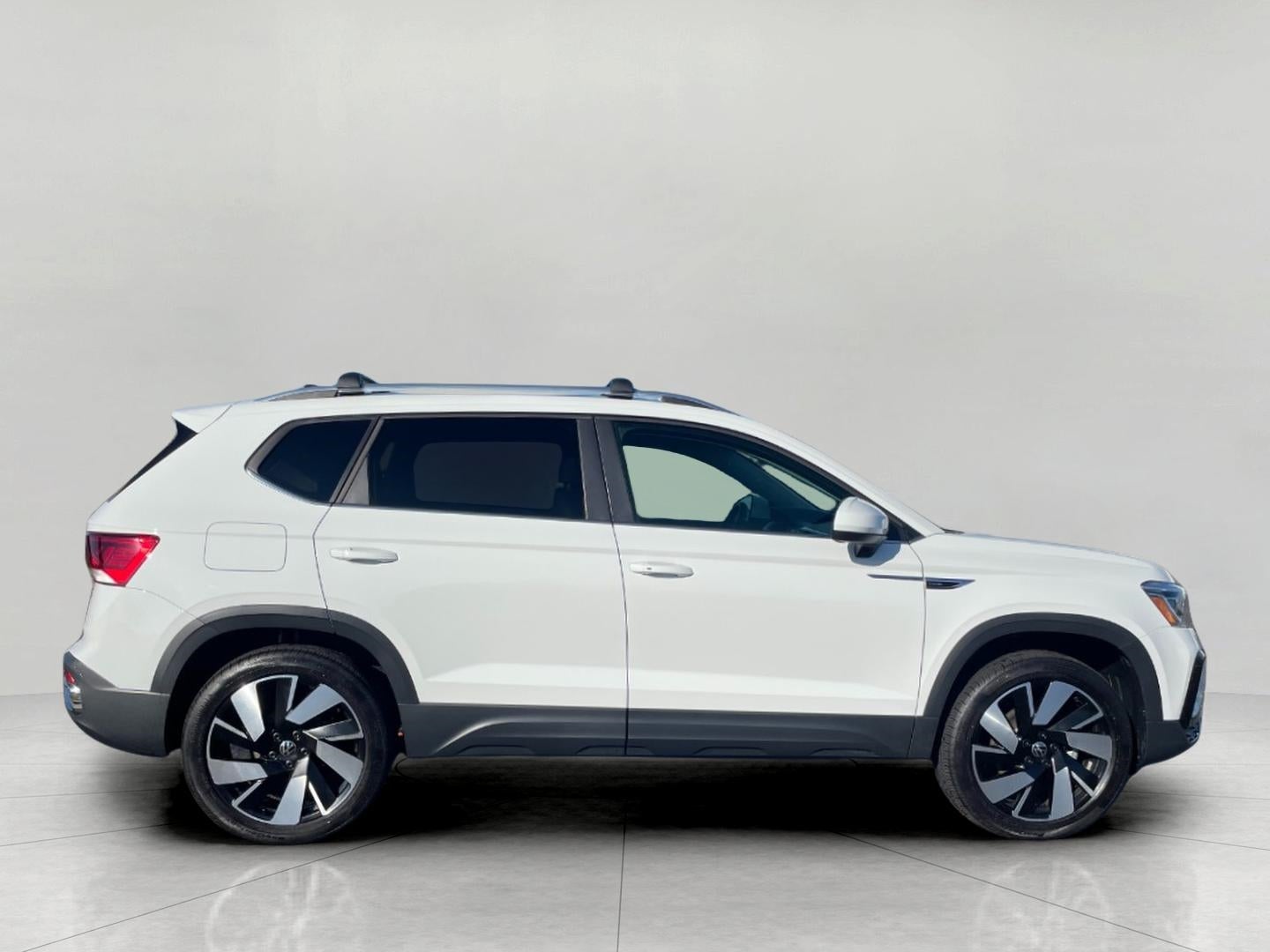 2024 Volkswagen Taos SEL 4MOTION