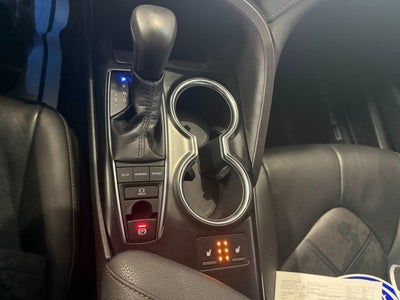 2018 Toyota Camry XLE Auto