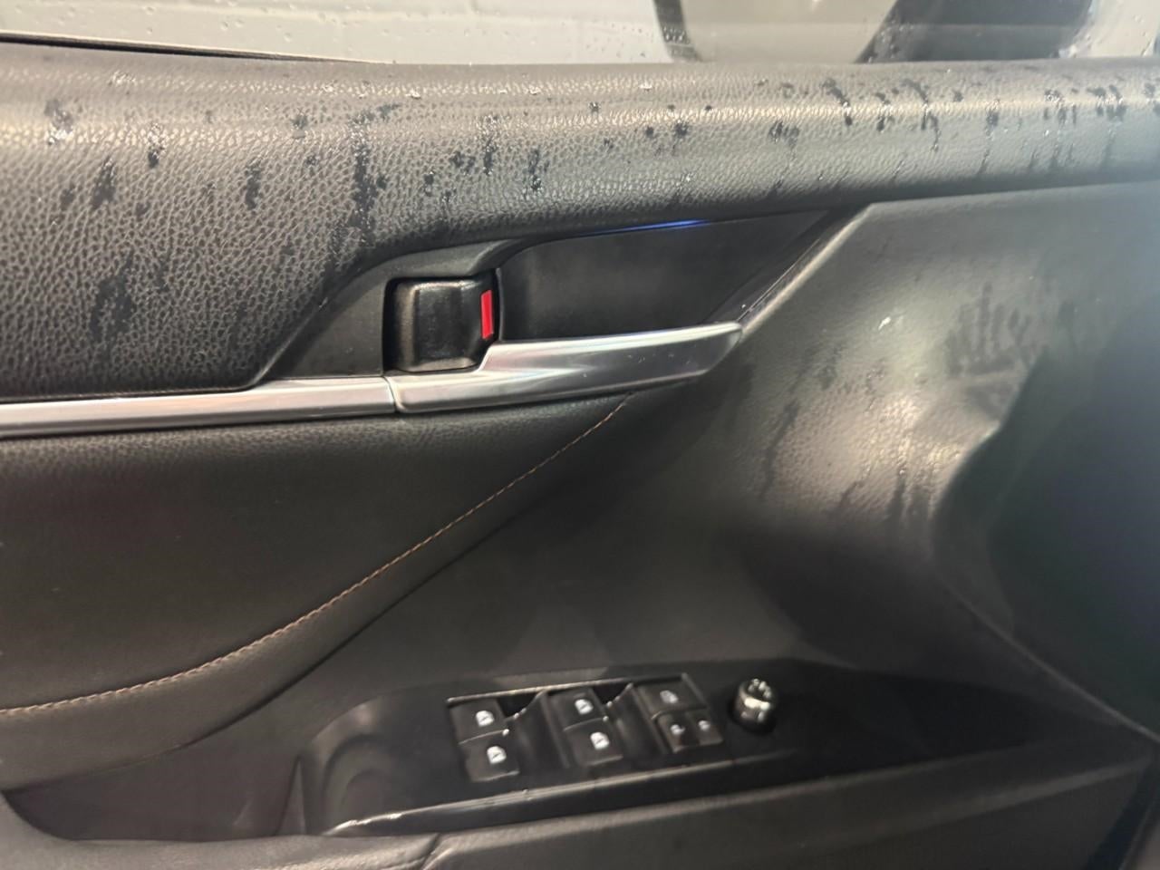 2018 Toyota Camry XLE Auto