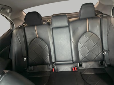 2018 Toyota Camry XLE Auto