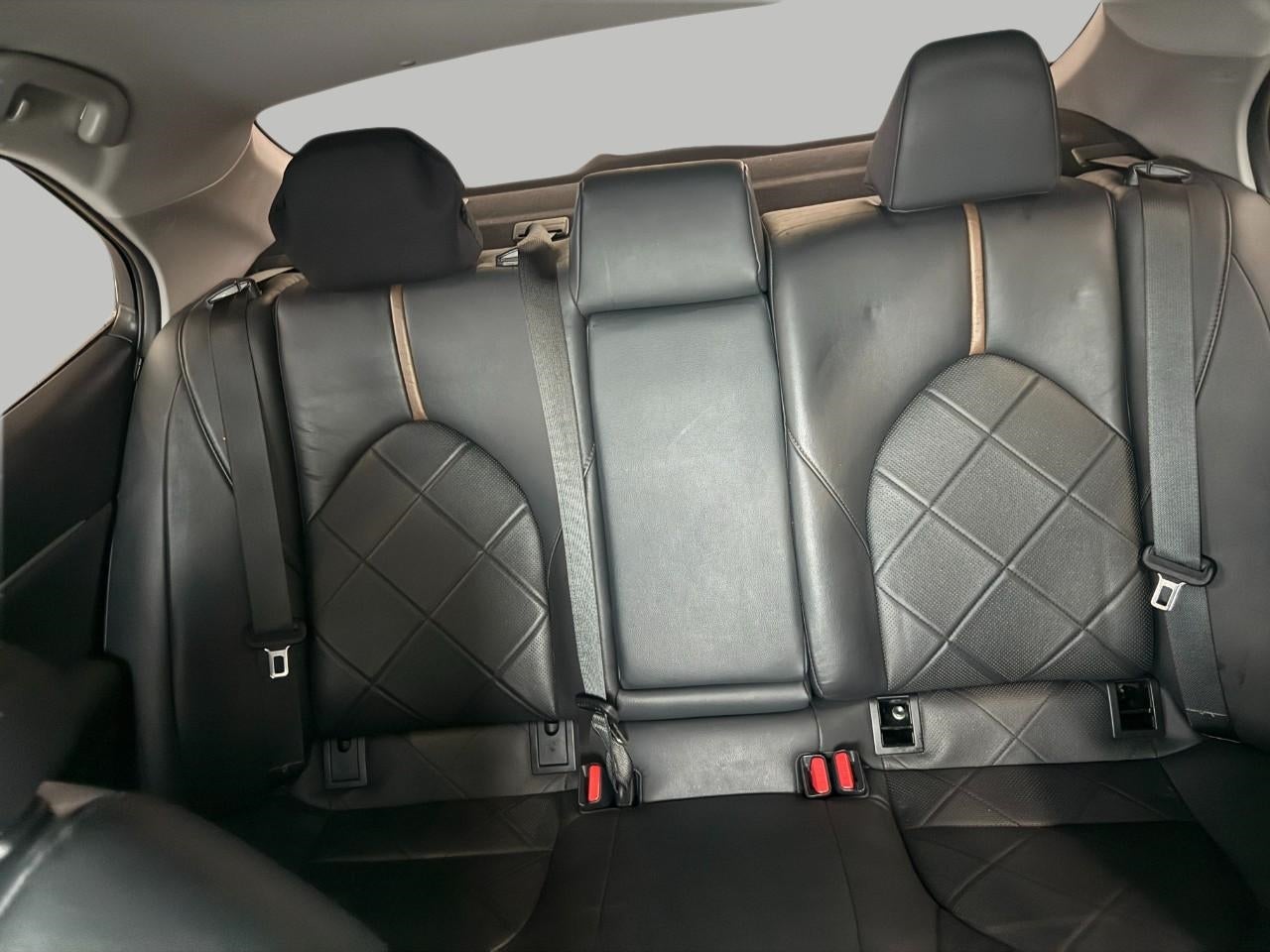 2018 Toyota Camry XLE Auto