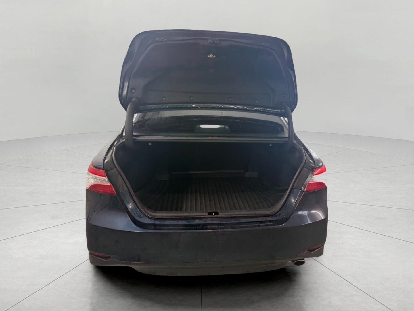 2018 Toyota Camry XLE Auto