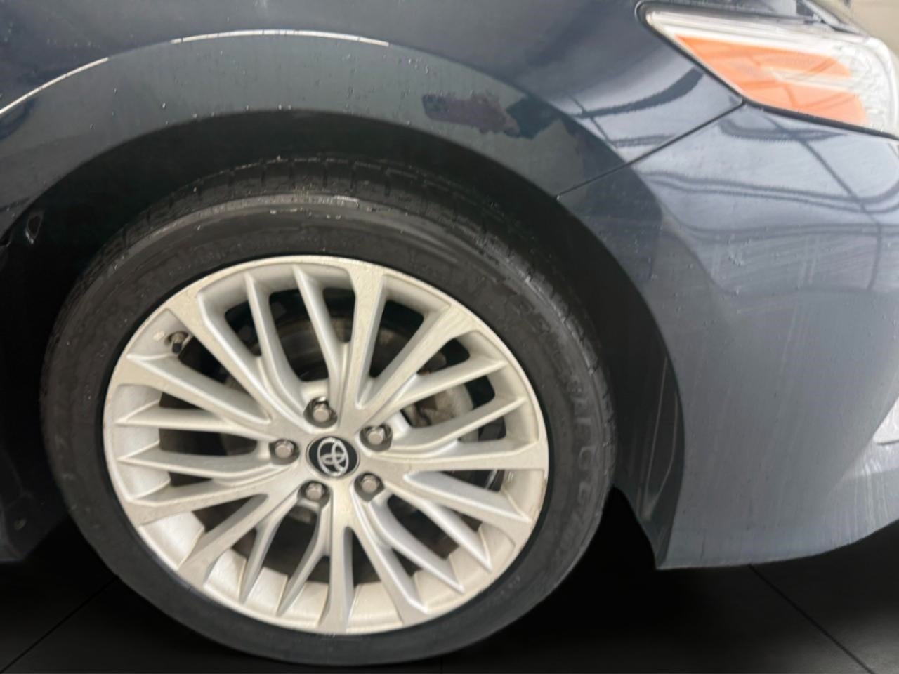 2018 Toyota Camry XLE Auto