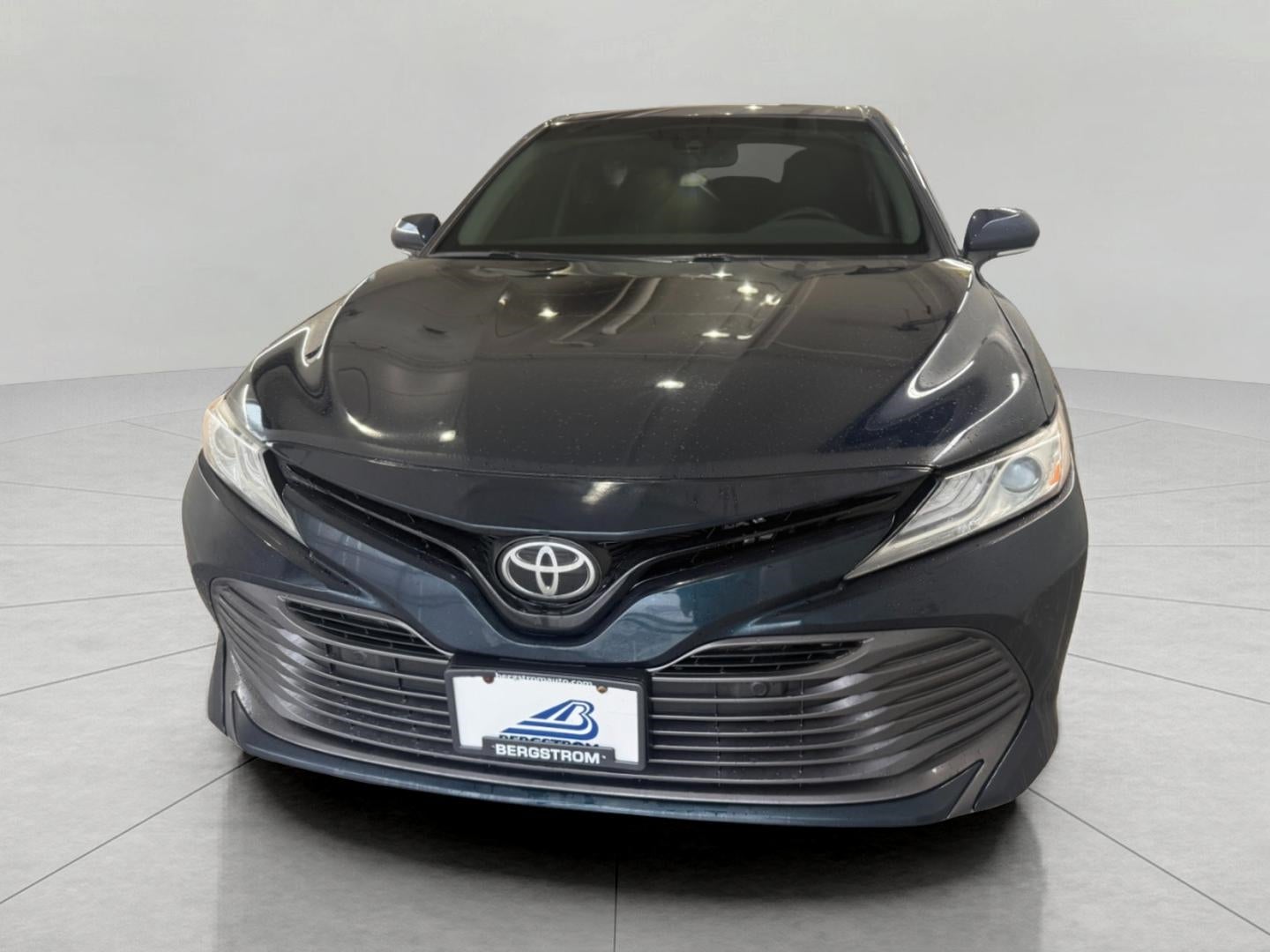 2018 Toyota Camry XLE Auto
