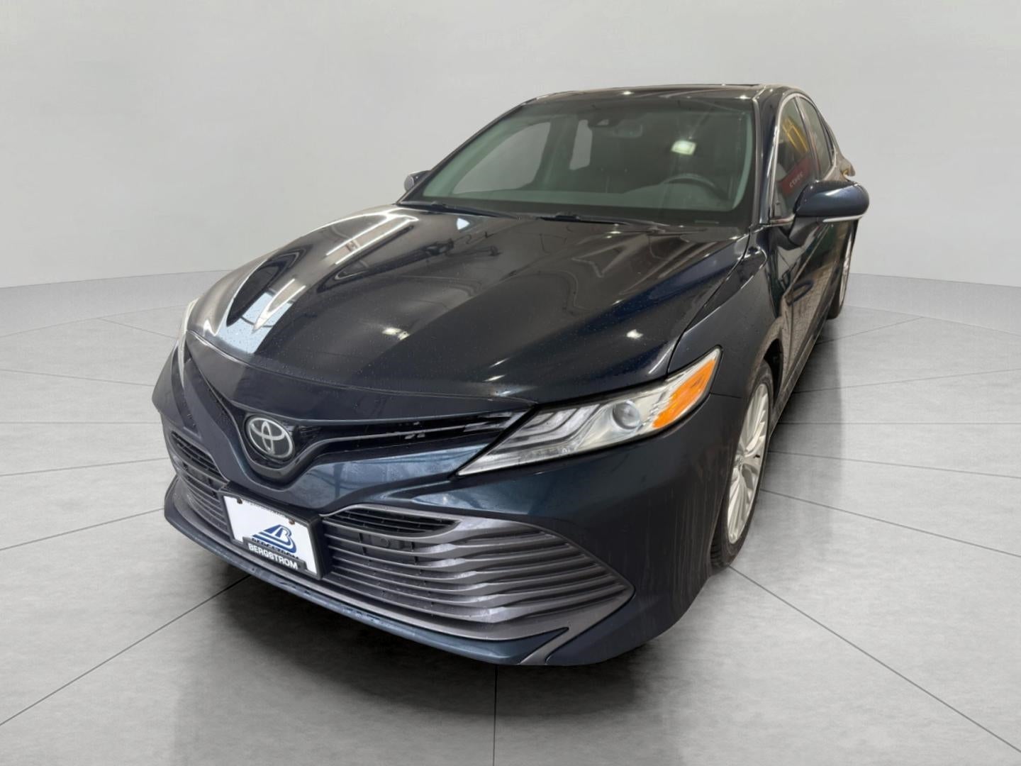 2018 Toyota Camry XLE Auto
