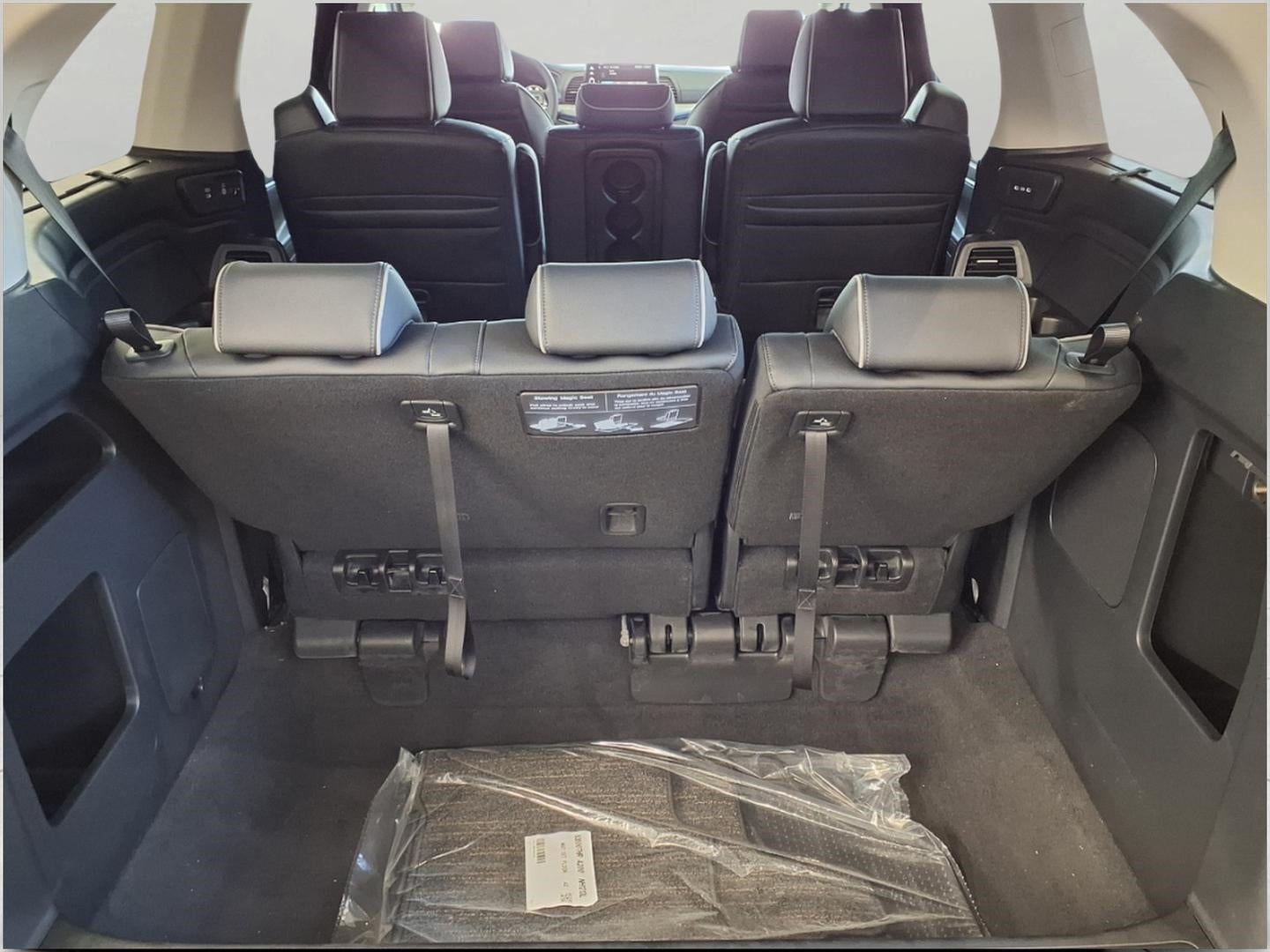 2026 Honda Odyssey Touring Auto