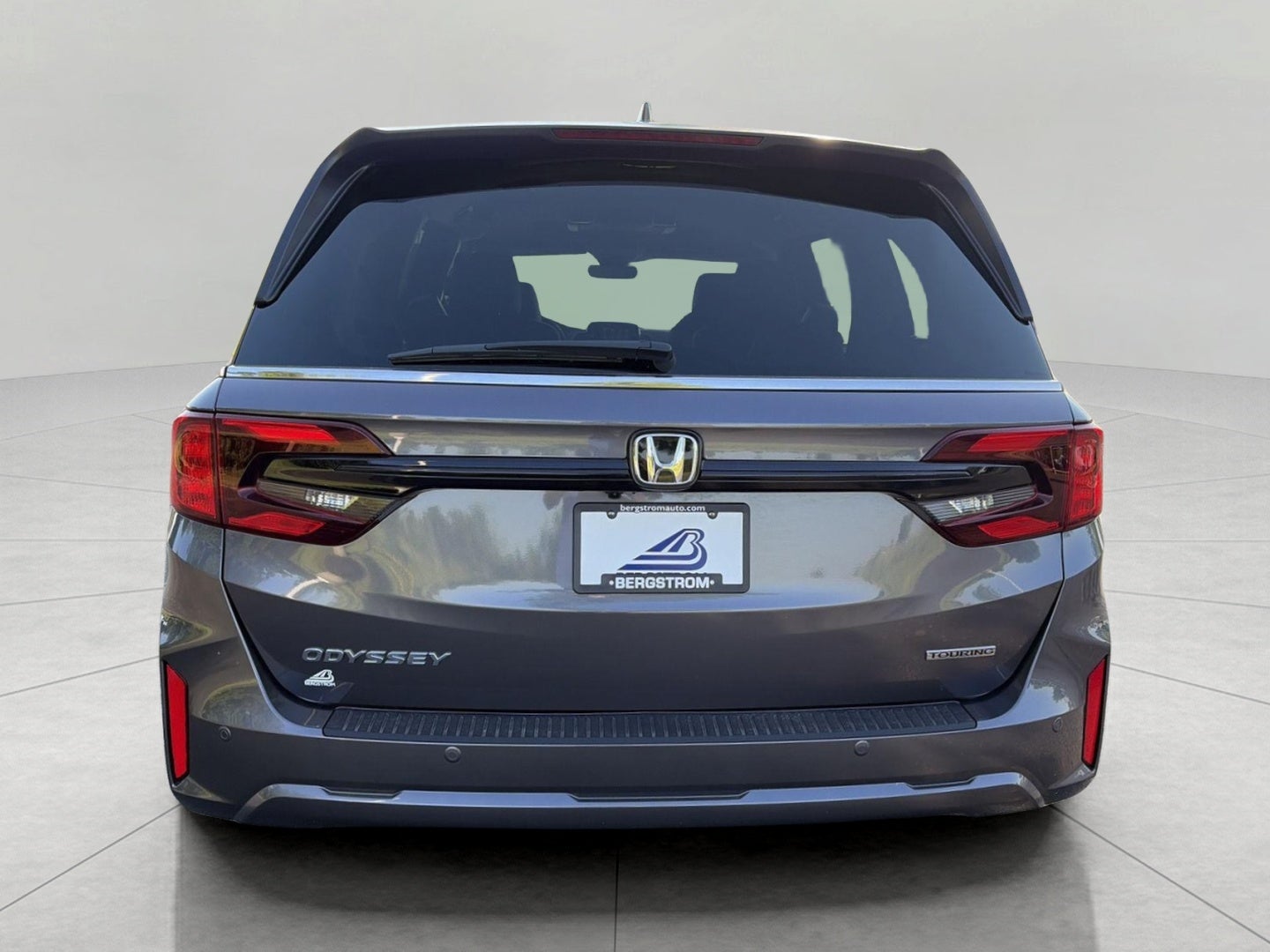 2026 Honda Odyssey Touring Auto