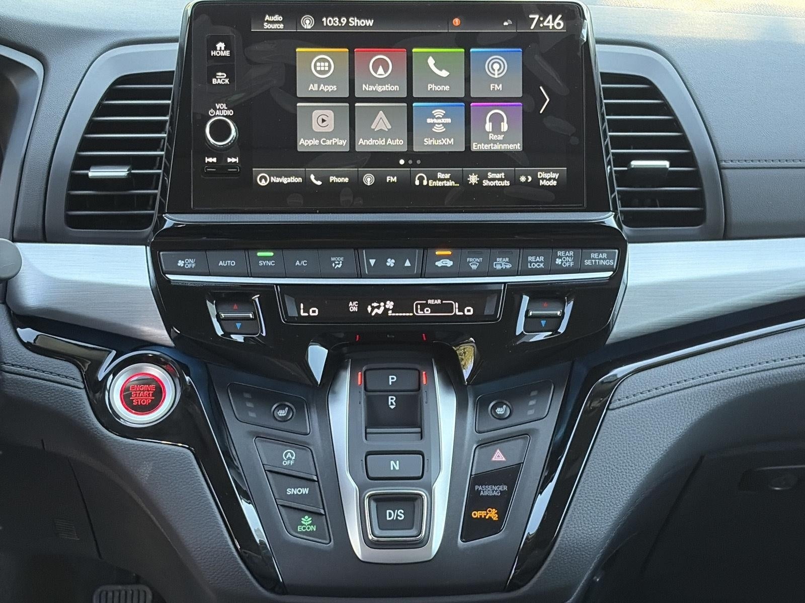 2026 Honda Odyssey Touring Auto