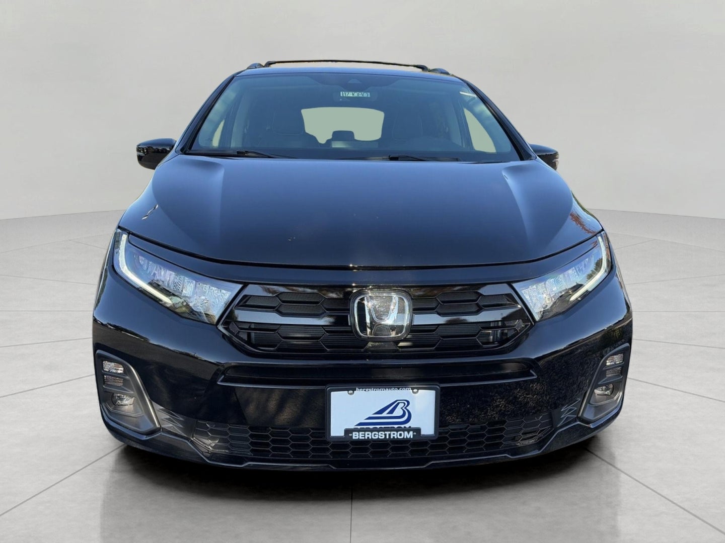 2027 Honda Odyssey Touring Auto