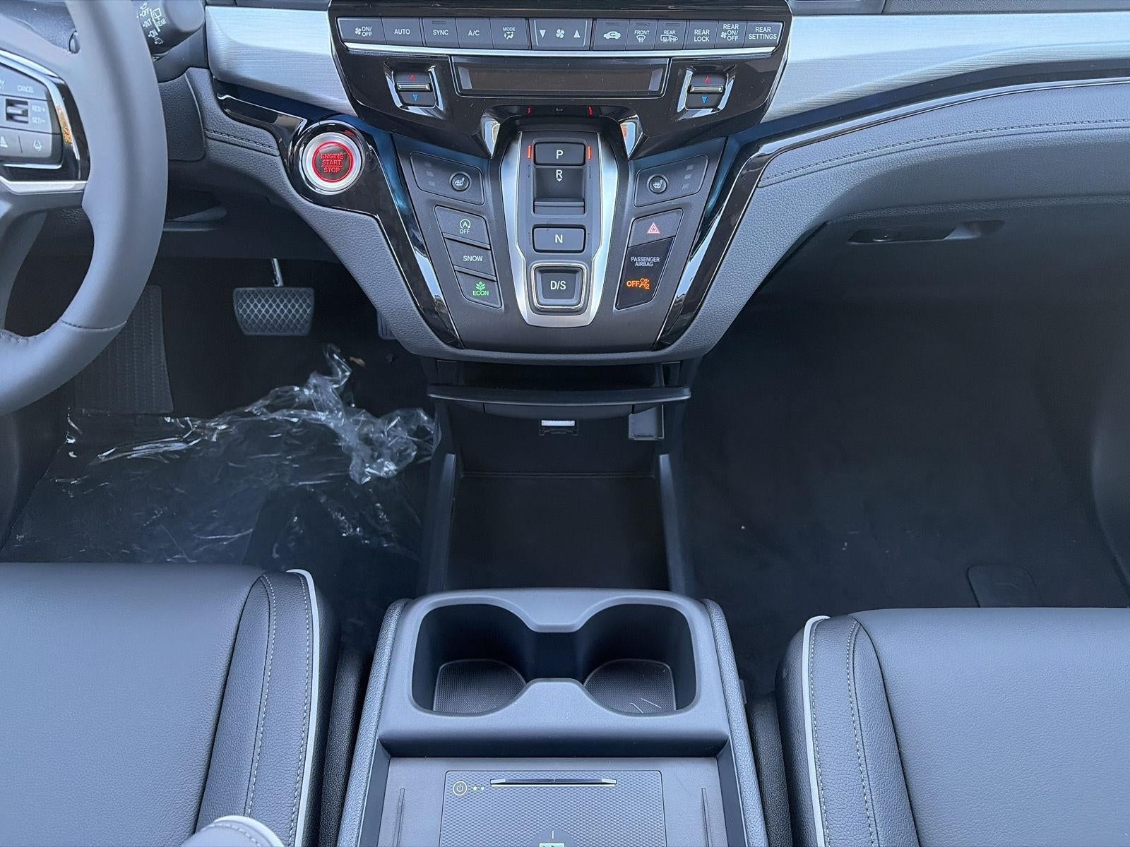2027 Honda Odyssey Touring Auto