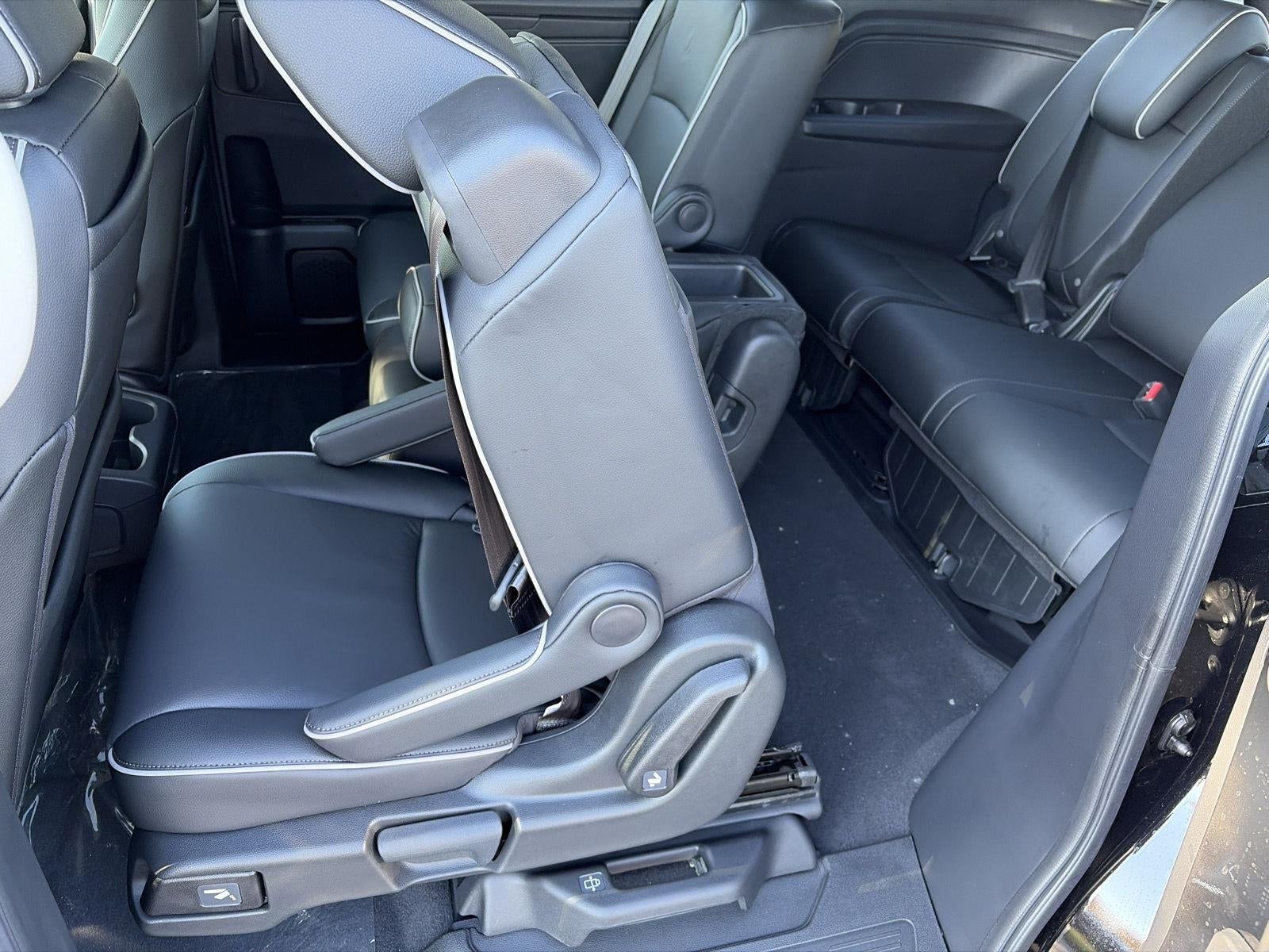 2027 Honda Odyssey Touring Auto