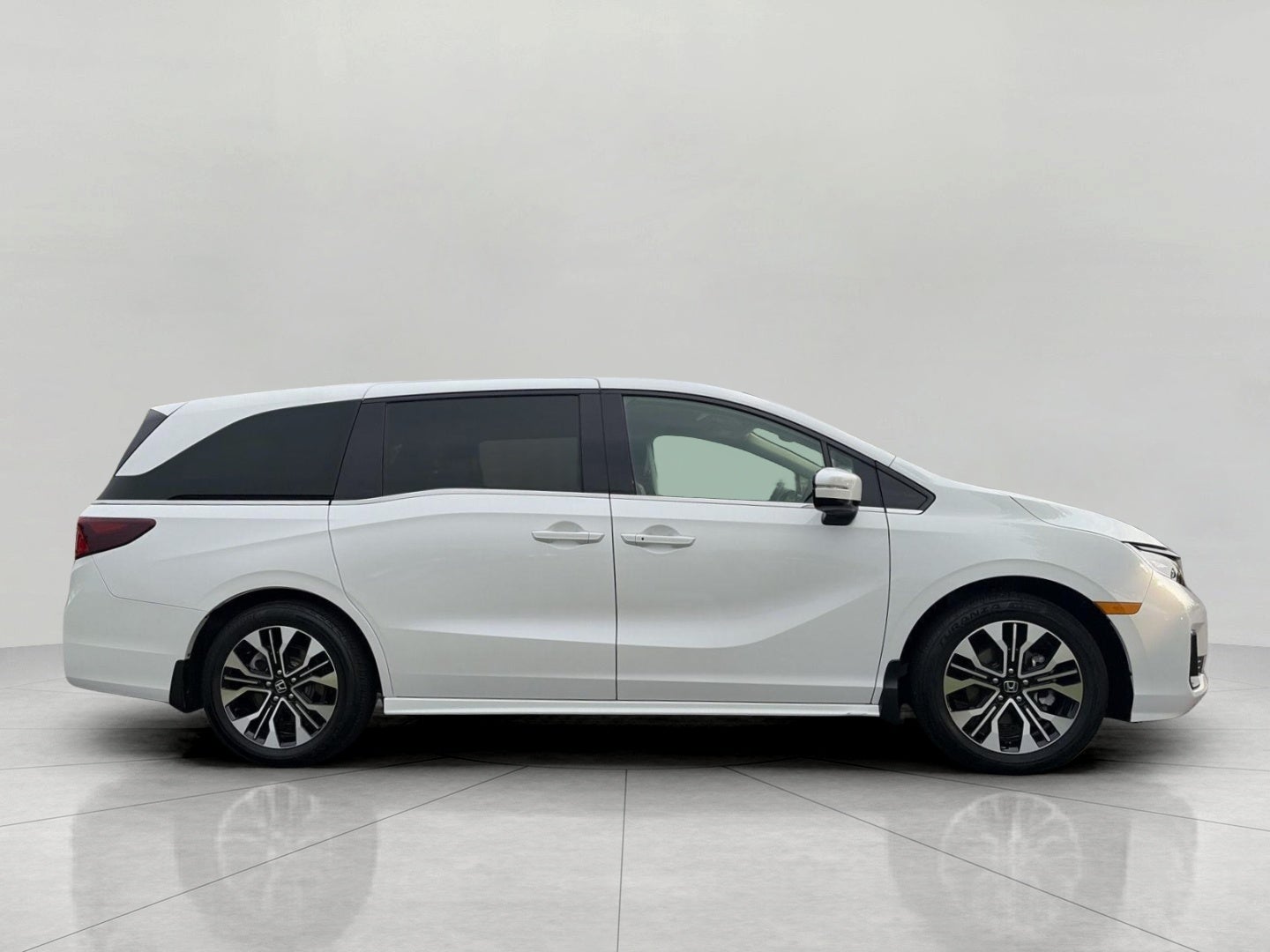 2025 Honda Odyssey Elite Auto
